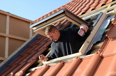 Pose de fenêtres de toit Velux à Chevannay
